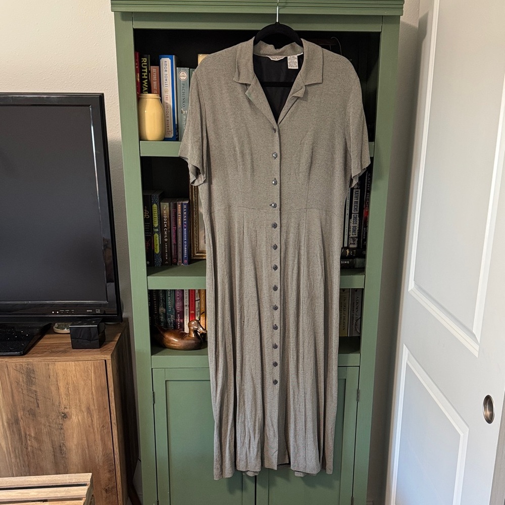 Vintage Eddie Bauer Gray Midi Dress with Buttons